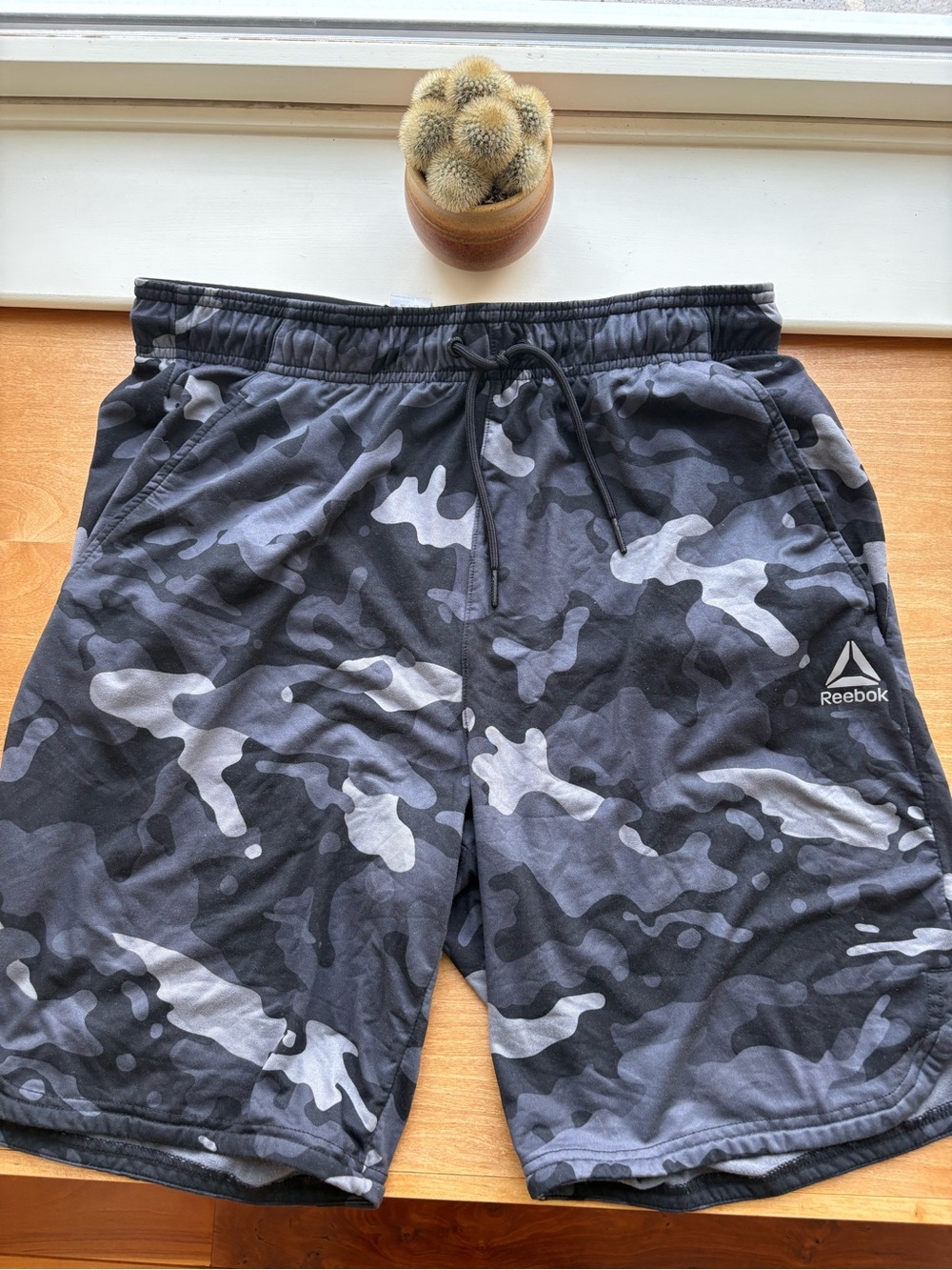 Reebok Men’s Black & Gray Camo Athletic Shorts - Picture 8 of 15